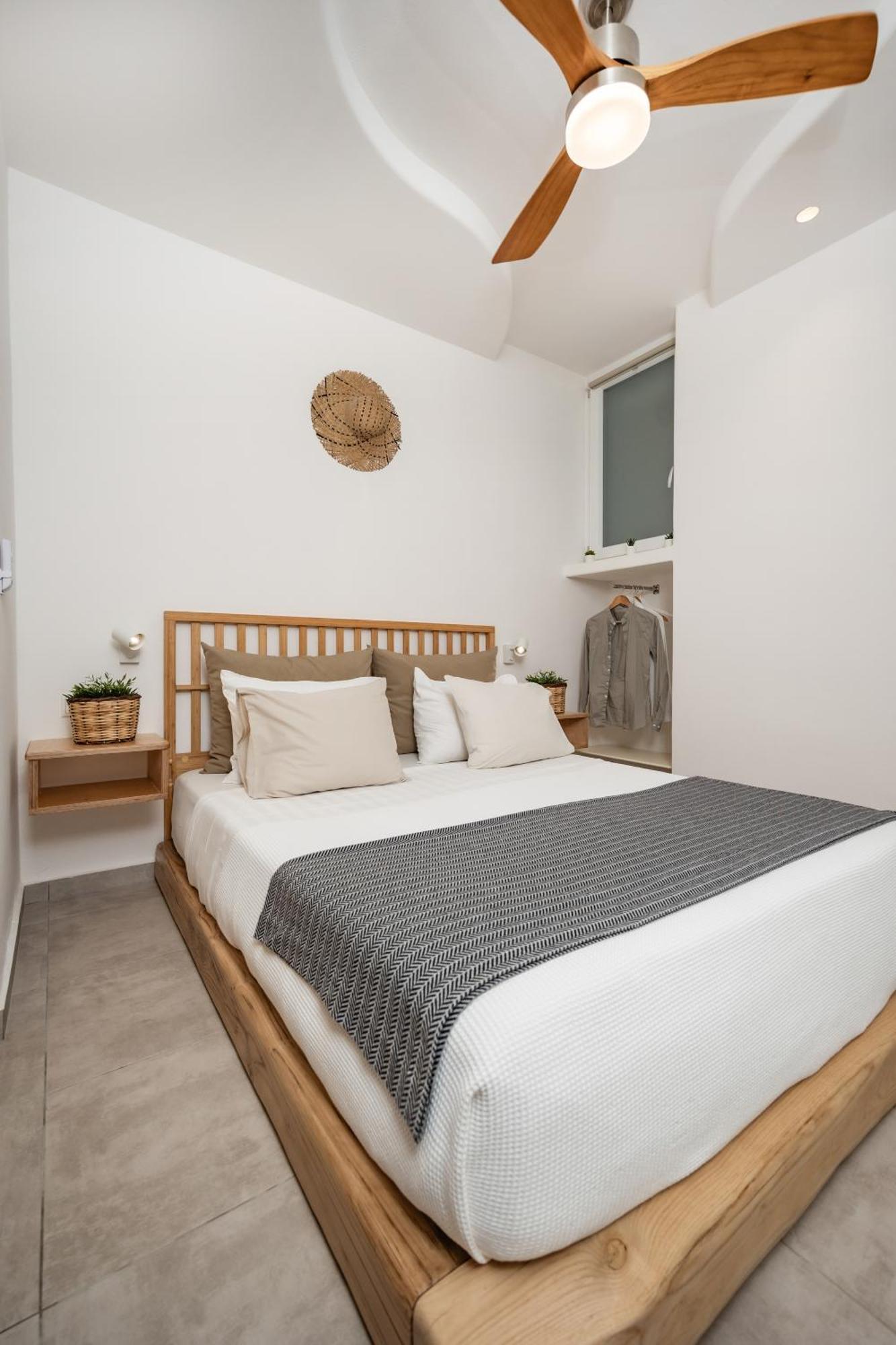 Thea Suites Naxos Agios Prokopios  Exterior foto
