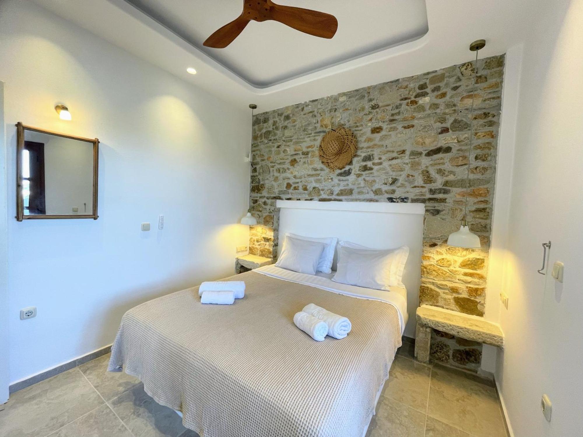 Thea Suites Naxos Agios Prokopios  Exterior foto